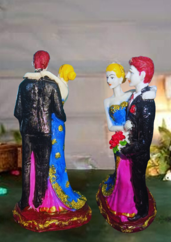 Romantic Couple Statue: The Perfect Gift for Your Partner Blue - Image 3