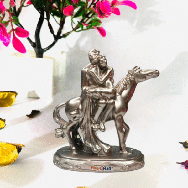 Romantic Horse Riding Couple Statue – Symbol of Love, Adventure & Elegance - Image 4