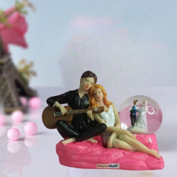 Couple Statue Gift – Elegant Symbol of Love for Home & Special Moments