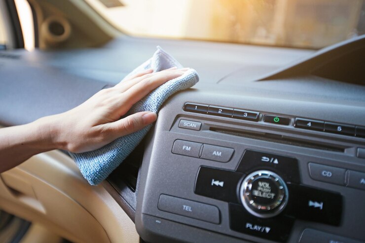 Clean the car Dashboard Surface